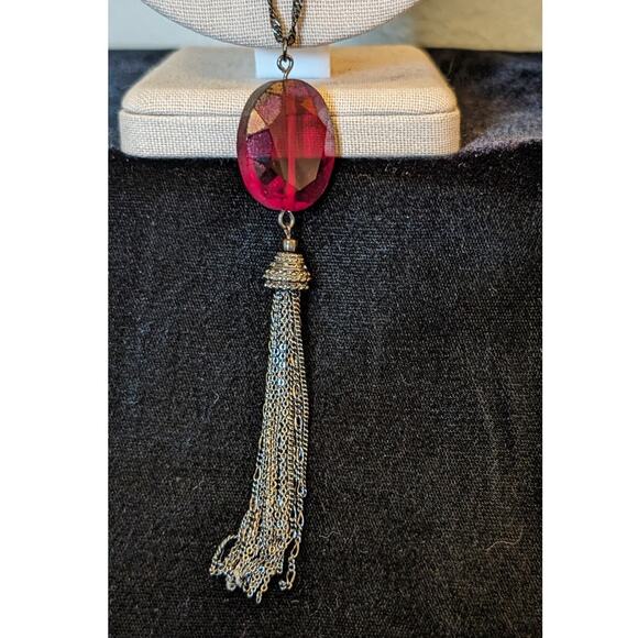 Versona Red Faceted Glass Pendant Tassel Gun Metal Necklace - Picture 4 of 6